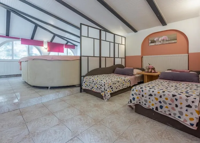With Parking Space - 5478 Διαμέρισμα *