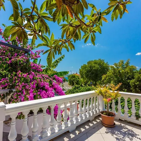 With A Parking Space - 5478 Crikvenica