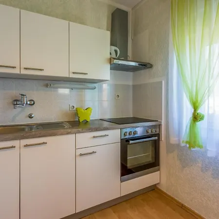 With Parking Space - 5478 Appartement Crikvenica