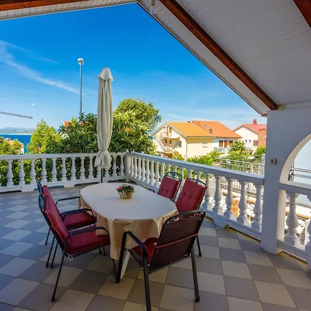 With Parking Space - 5478 Appartement Crikvenica