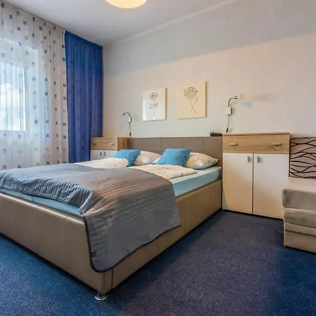 Appartement With Parking Space - 5478 Crikvenica